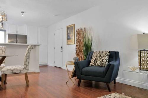 Apartamento Old Town 2 Bedroom Condo