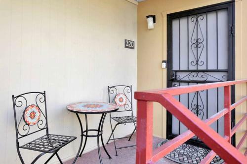 Apartamento Old Town 2 Bedroom Condo