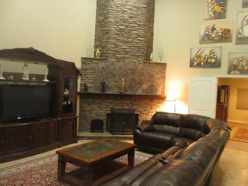 4100 Plus Sqft Art Museum Property In Downtown Scottsdale