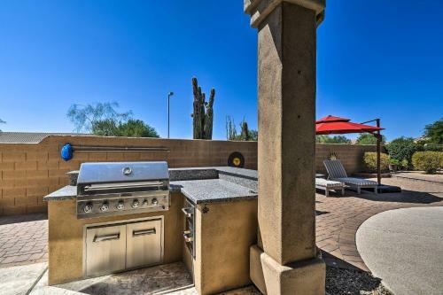 Scottsdale Golfers Getaway With Putting Green