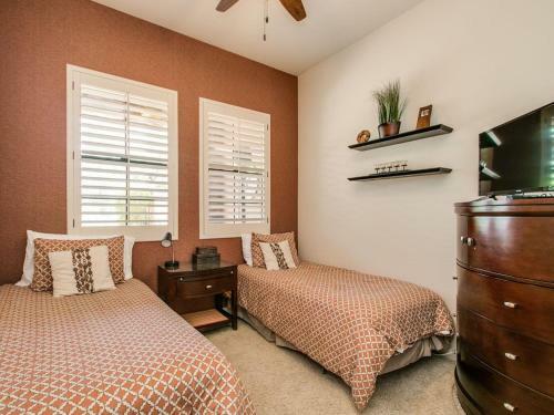 Scottsdale 4 Bdrm In Exclusive Gated Community Edit