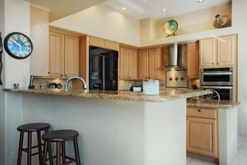 Spectacular Desert Retreat