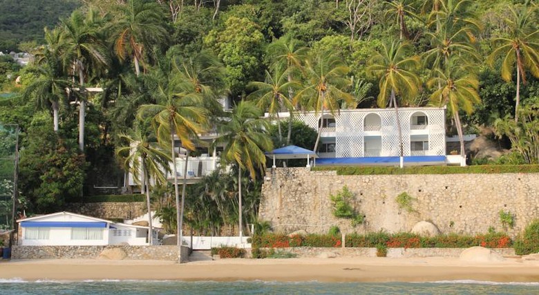 Casas Y Villas Real Estate - Casa Aldila