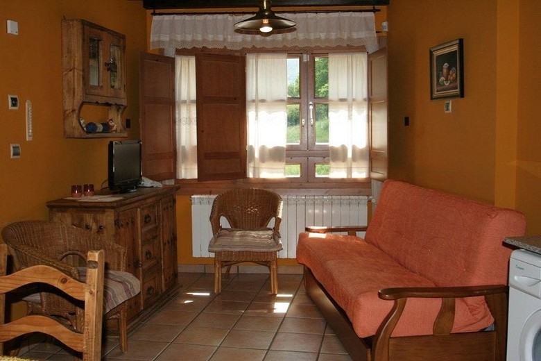 Apartamentos Turisticos Paseo De La Alameda