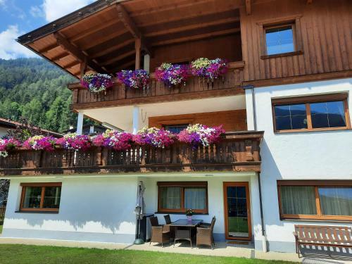 Apartamento Ferienwohnung Auszeit Stubai