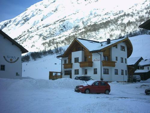 Hostal Apart Garni Arosa