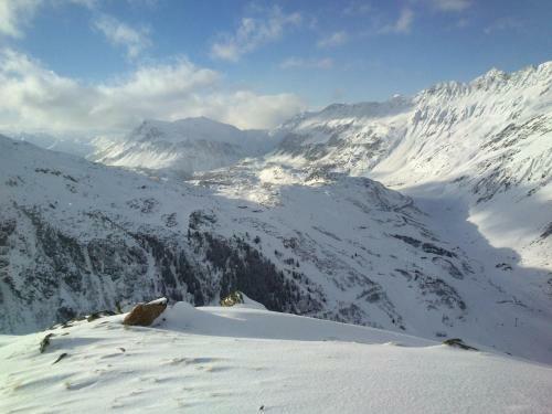 Hostal Apart Garni Arosa