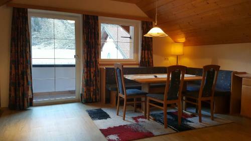 Hostal Apart Garni Arosa