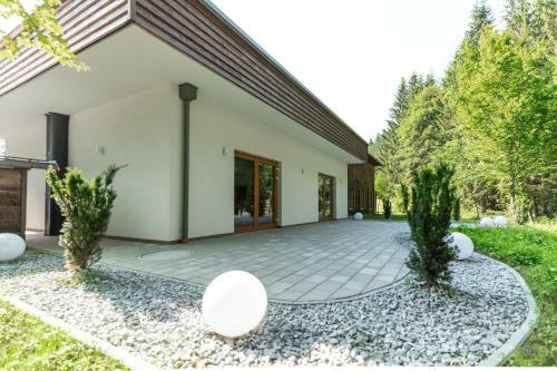 Sporthotel Gr�nau - Hotel, Restaurant Wimmergreuth