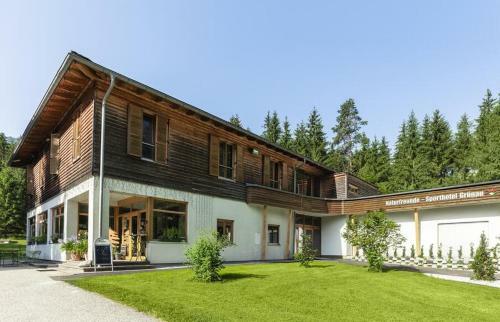 Sporthotel Gr�nau - Hotel, Restaurant Wimmergreuth