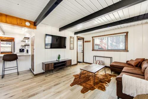 Gigi's Cozy Cabin