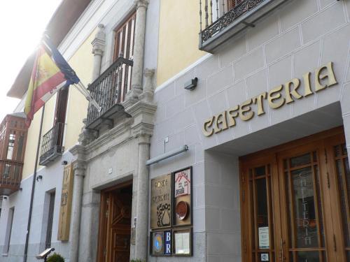 Hostal Posada Real Los Cinco Linajes