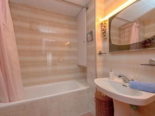 Apartment Edif Garcomar I Segur De Calafell