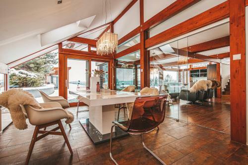 Villa Orl� Hn�zdo 853
