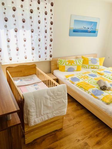 Drei Zimmer Apartment Am Rhein
