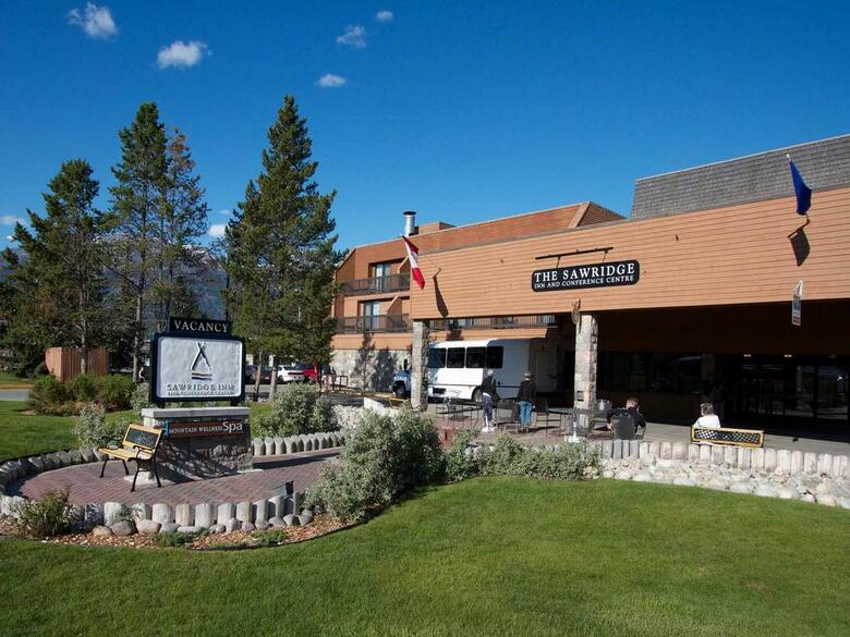 Hotel Sawridge Inn And Conference Centre