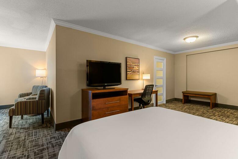 Best Western Ville Marie Hotel & Suite