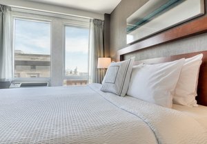 Hotel Marriott Springhill Suites Old Montreal