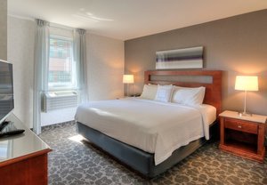 Hotel Marriott Springhill Suites Old Montreal