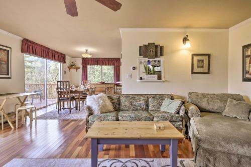 Tasteful Home With Stunning River And Valley View