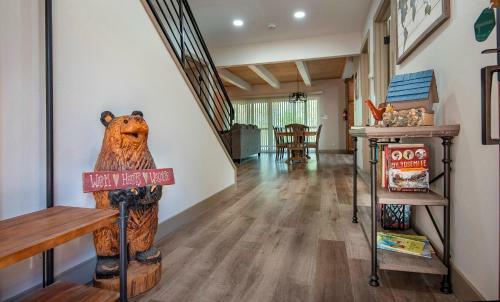 12r Hilltop Haven