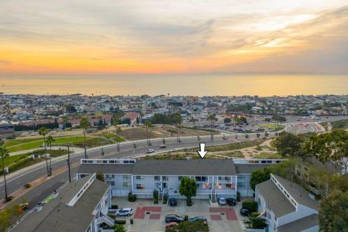 Ocean View AC Heated Pool Jacuzzi Tennis Bikespool Table Foosball Bikes