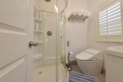 Apartamento 1000#4 Modern Beach Home, Steps From Sand W/ac!