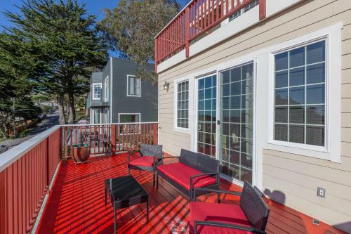 @ Marbella Lane Top Coastline Views, Family Friendly