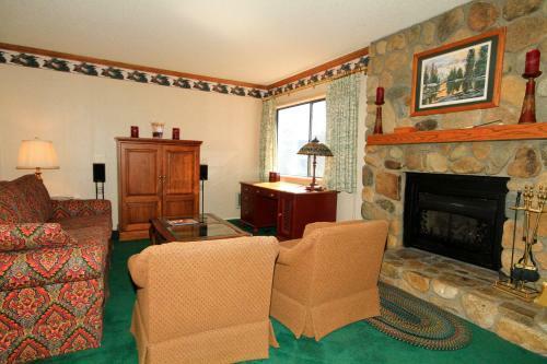 Mammoth Ski & Racquet Club #115
