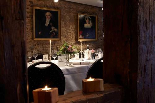Hotel Und Weinhaus Zum Krug