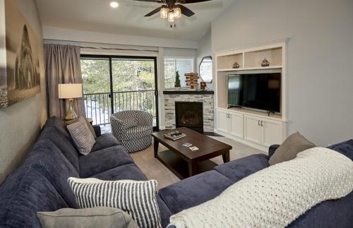 Apartamento St Anton Courtyard View 2-bedroom Condos With Two Oversized Jacuzzi Spas