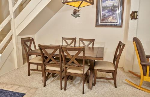 Apartamento St Anton Courtyard View 2-bedroom Condos With Two Oversized Jacuzzi Spas