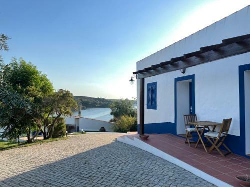 Bed & Breakfast Montes De Charme (al 6288)