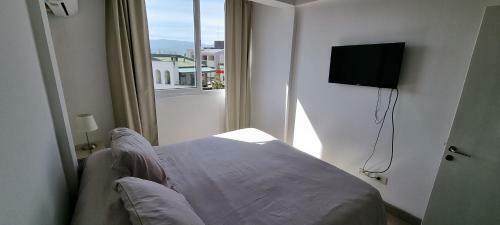 Apartamento Departamento Triple, 3er Piso, Escalera