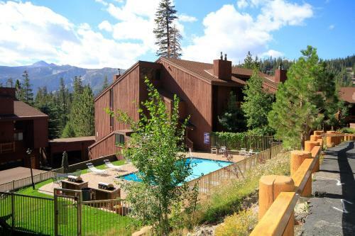 Mammoth Ski & Racquet Club #105 - Pet Friendly