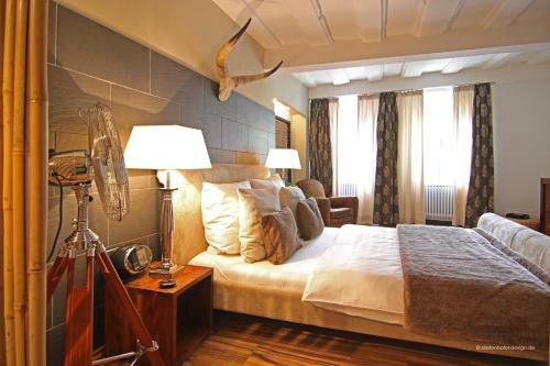 Elements Hotel