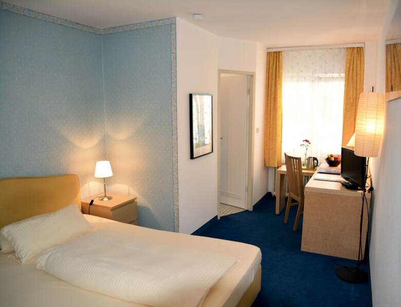 Hostal Hotel Lex Im Gartenhof