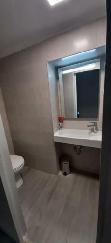 Hostel De Borba - Just In House