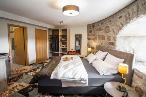 Hostal Muehlbastei-bautzen-turmzimmer-1