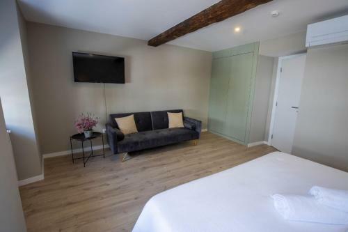 Secret Garden Suites In Bragan�a