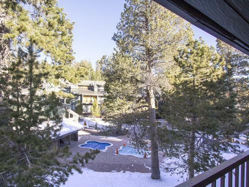 Apartamento St Anton Courtyard View 2-bedroom Condos With Pool & Jacuzzi