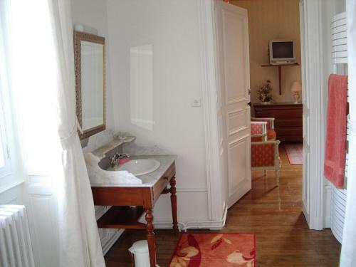 Bed & Breakfast Au Chateau De Montbraye