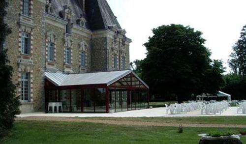 Bed & Breakfast Au Chateau De Montbraye