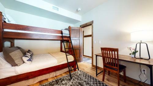 Woodwinds #1265 Townhouse