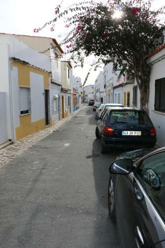 Home4u - Cosy Apartment With Fantastic Terrace