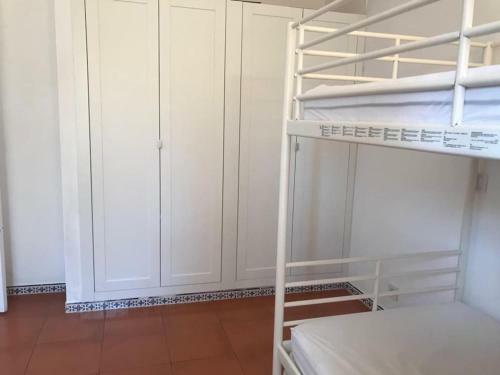 Villa C/ Piscina Pr�xima Da Praia