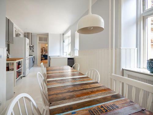 Neat & Exquisite Frederiksberg 2 Bedrooms Apartment