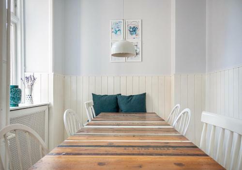Neat & Exquisite Frederiksberg 2 Bedrooms Apartment