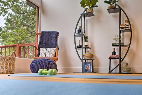 Pines Peak Lodge A-frame With Loft And View!