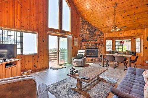 A-frame Cali Cabin With Unobstructed Valley Views!